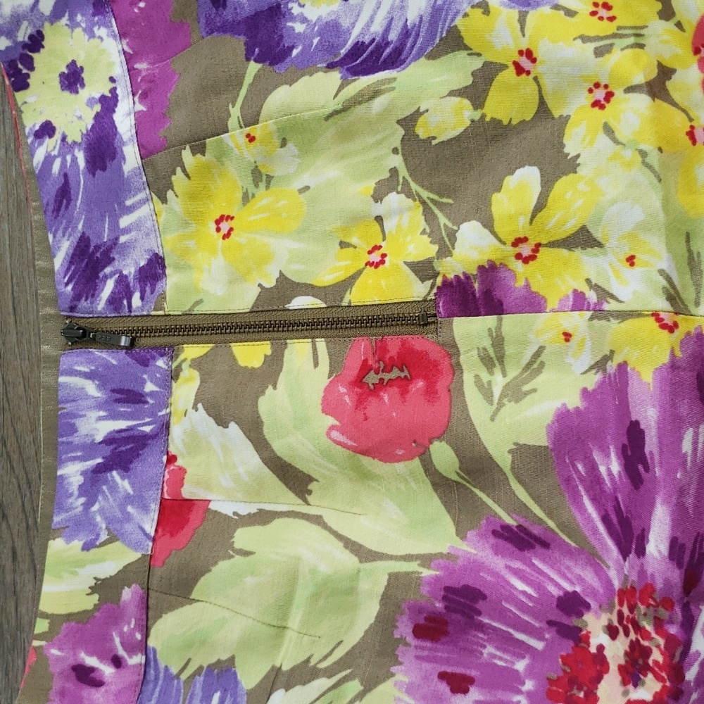 Banana Republic floral pencil skirt - Picture 13 of 14